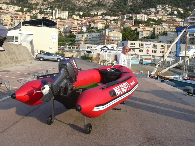 photo http://www.pneuboat.com/dossier_pratique/aerotec/_images/020.jpg