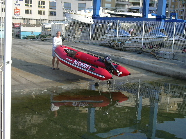 photo http://www.pneuboat.com/dossier_pratique/aerotec/_images/021.jpg