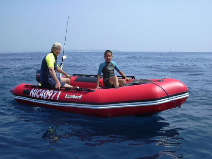 photo http://www.pneuboat.com/dossier_pratique/aerotec/_images/028.jpg